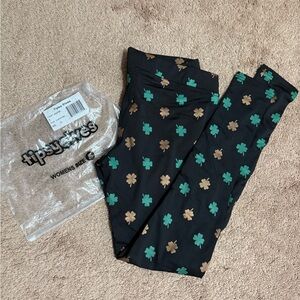 Tipsy Elves Women’s Shamrock Leggings - Black and Green